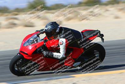 media/Jan-13-2024-SoCal Trackdays (Sat) [[9c032fe5aa]]/Turn 6 Inside (1145am)/